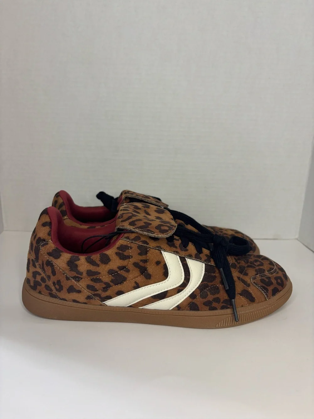 Madden NYC Women’s Sneakers Size 9